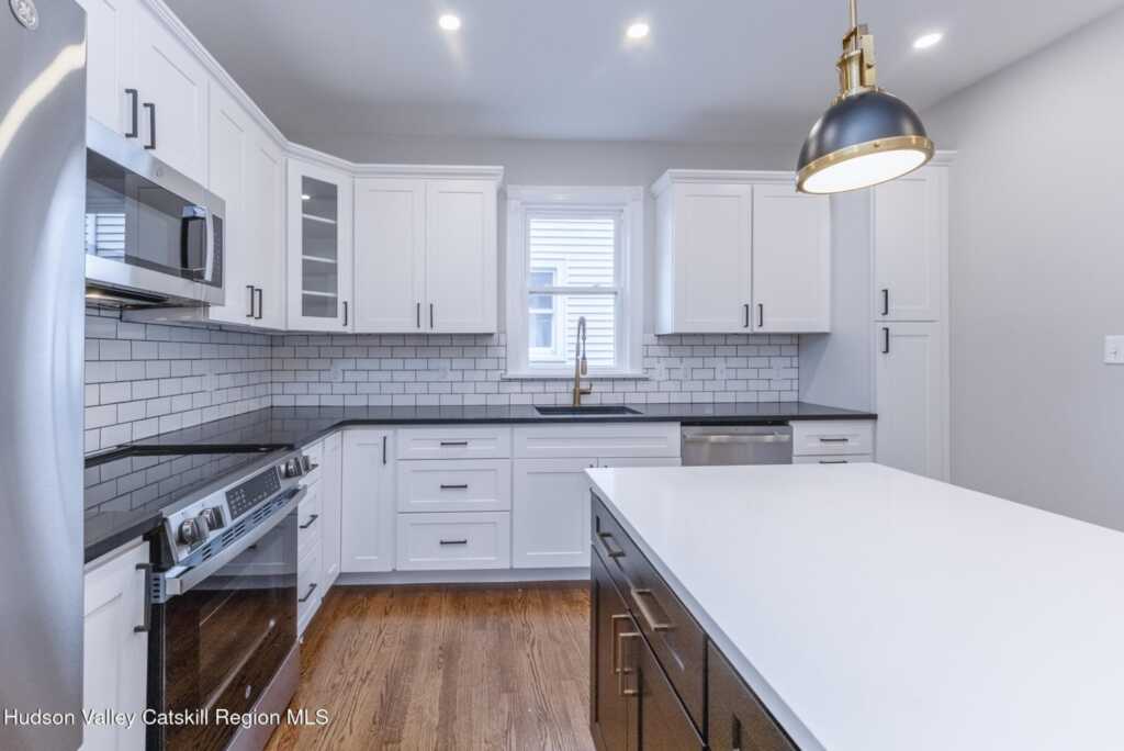 147 Greenkill Avenue, Kingston, NY 12401 - Photo 26 of 47