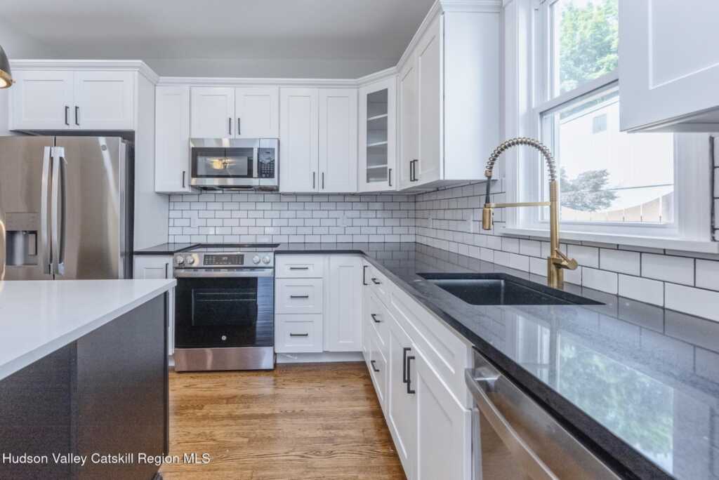 147 Greenkill Avenue, Kingston, NY 12401 - Photo 27 of 47