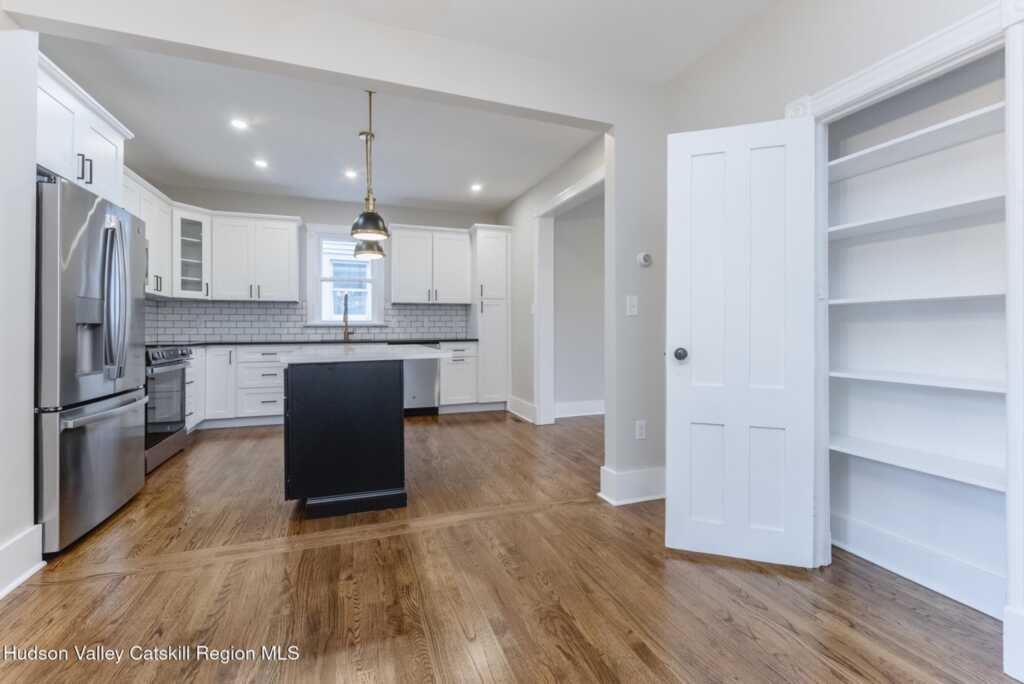 147 Greenkill Avenue, Kingston, NY 12401 - Photo 29 of 47