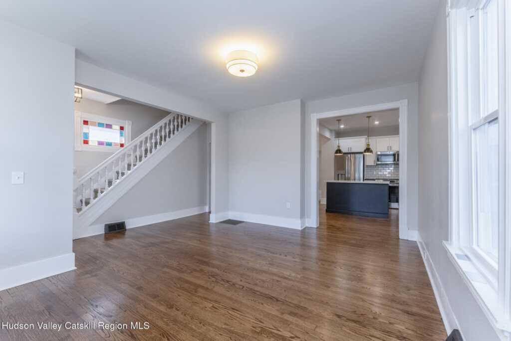 147 Greenkill Avenue, Kingston, NY 12401 - Photo 5 of 47