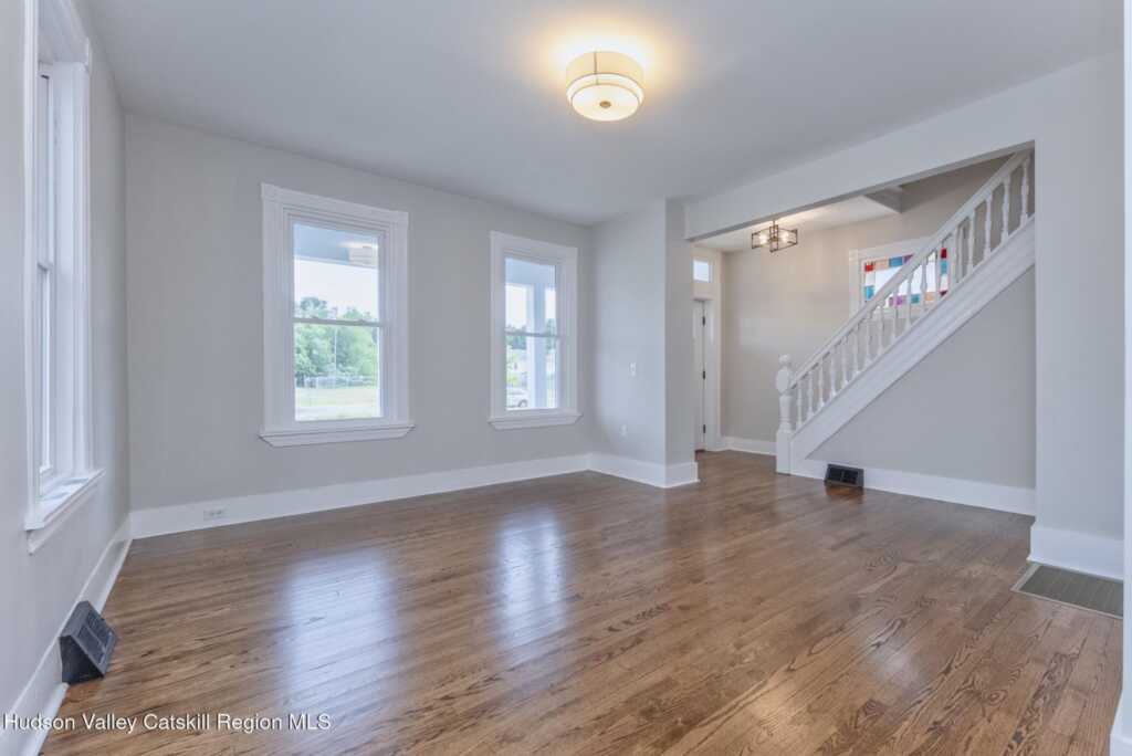 147 Greenkill Avenue, Kingston, NY 12401 - Photo 7 of 47