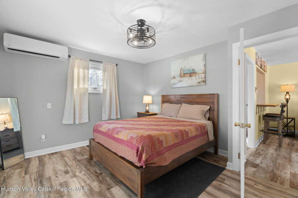 1920 Old Kings Highway, Saugerties, NY 12477 - Photo 11 of 20