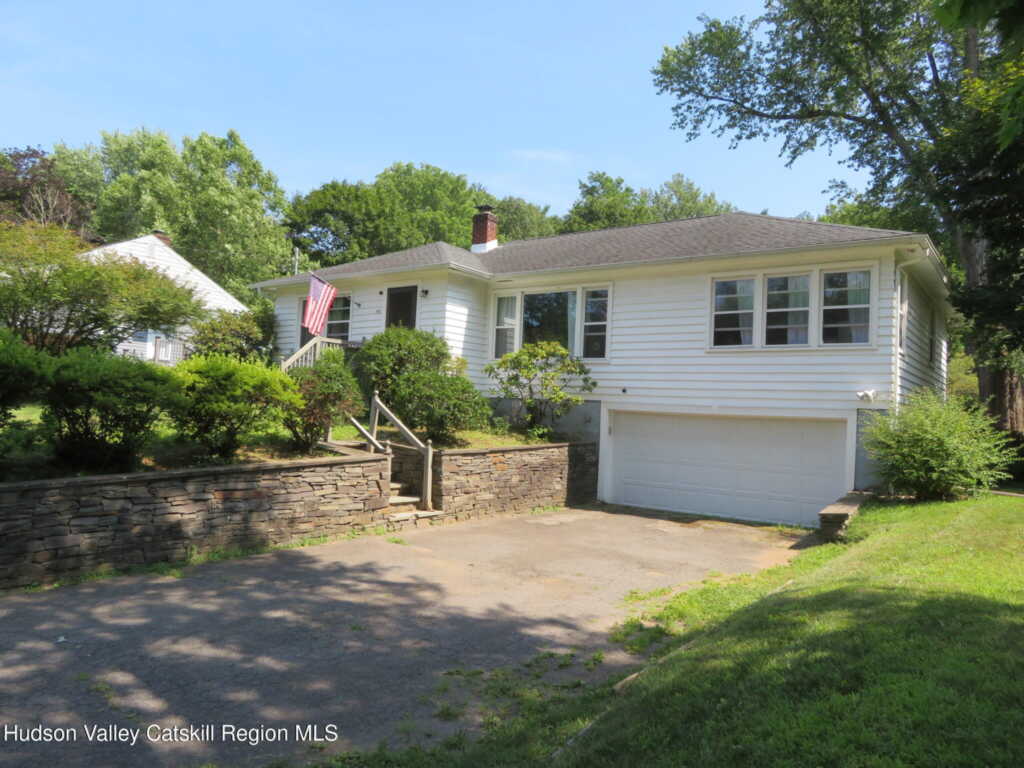 104 Benson Court, Hurley, NY 12443 - Photo 4 of 50