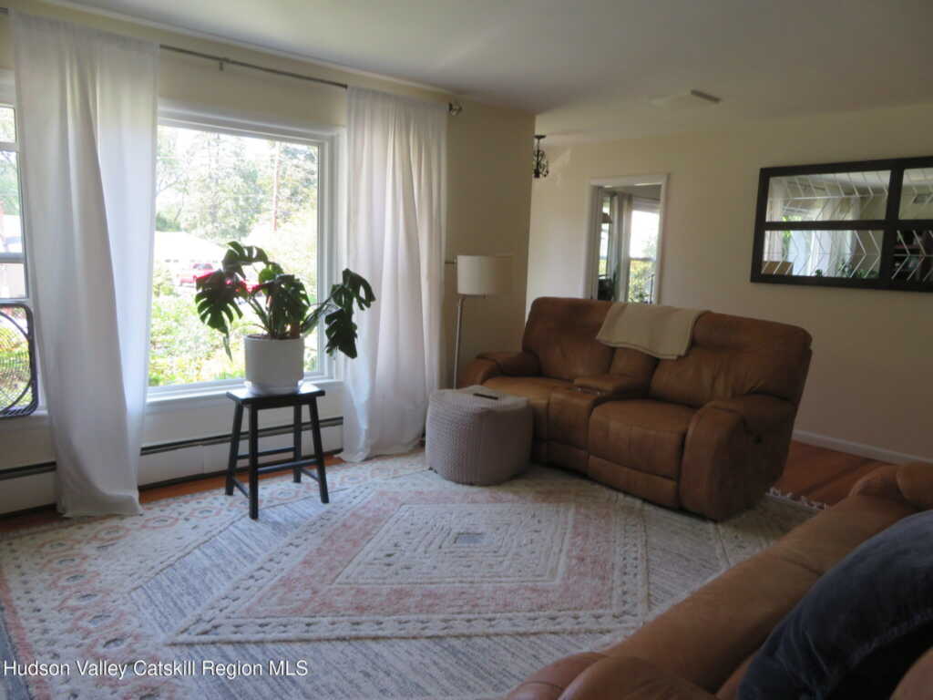 104 Benson Court, Hurley, NY 12443 - Photo 8 of 50