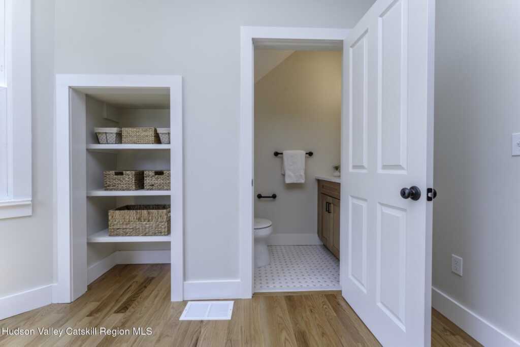 41 Fair Street, Kingston, NY 12401 - Photo 25 of 50