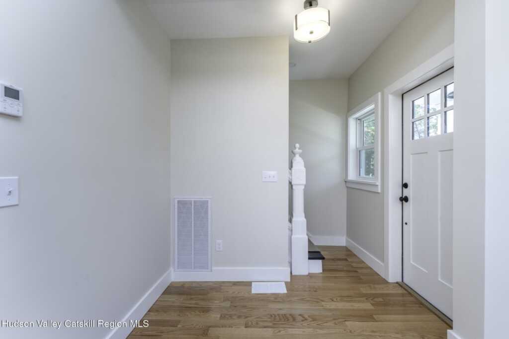 41 Fair Street, Kingston, NY 12401 - Photo 34 of 50