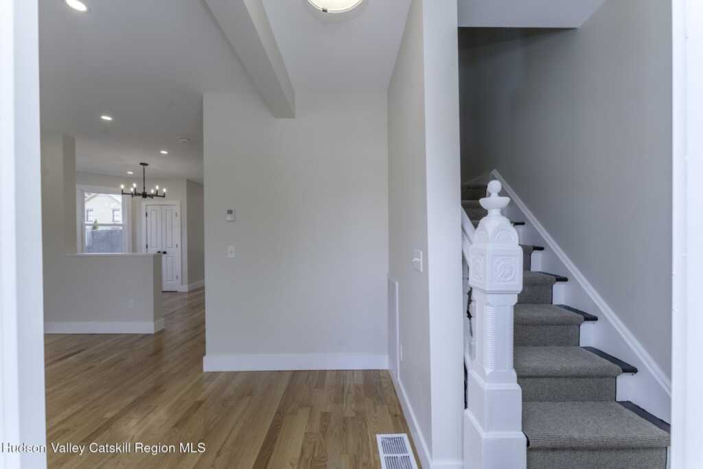 41 Fair Street, Kingston, NY 12401 - Photo 35 of 50