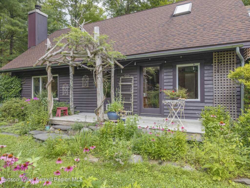 323 Beaverkill Road, Kingston, NY 12401 - Photo 3 of 50