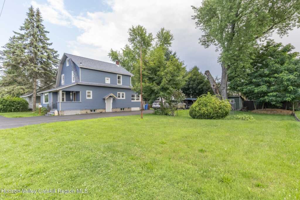 49 Wrentham Street, Kingston, NY 12401 - Photo 2 of 32