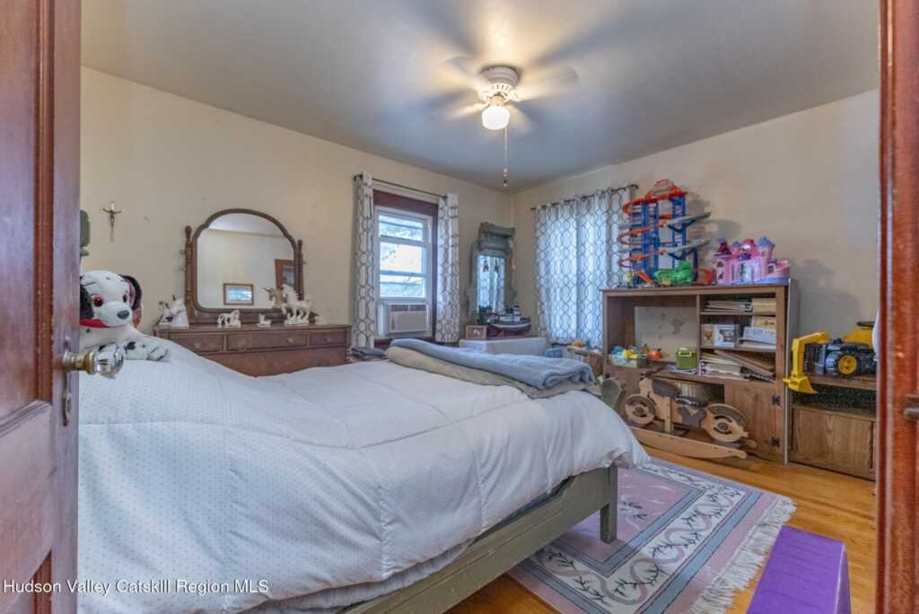 49 Wrentham Street, Kingston, NY 12401 - Photo 21 of 32