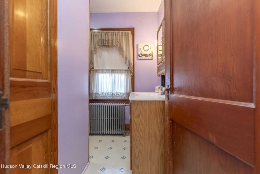 49 Wrentham Street, Kingston, NY 12401 - Photo 22 of 32