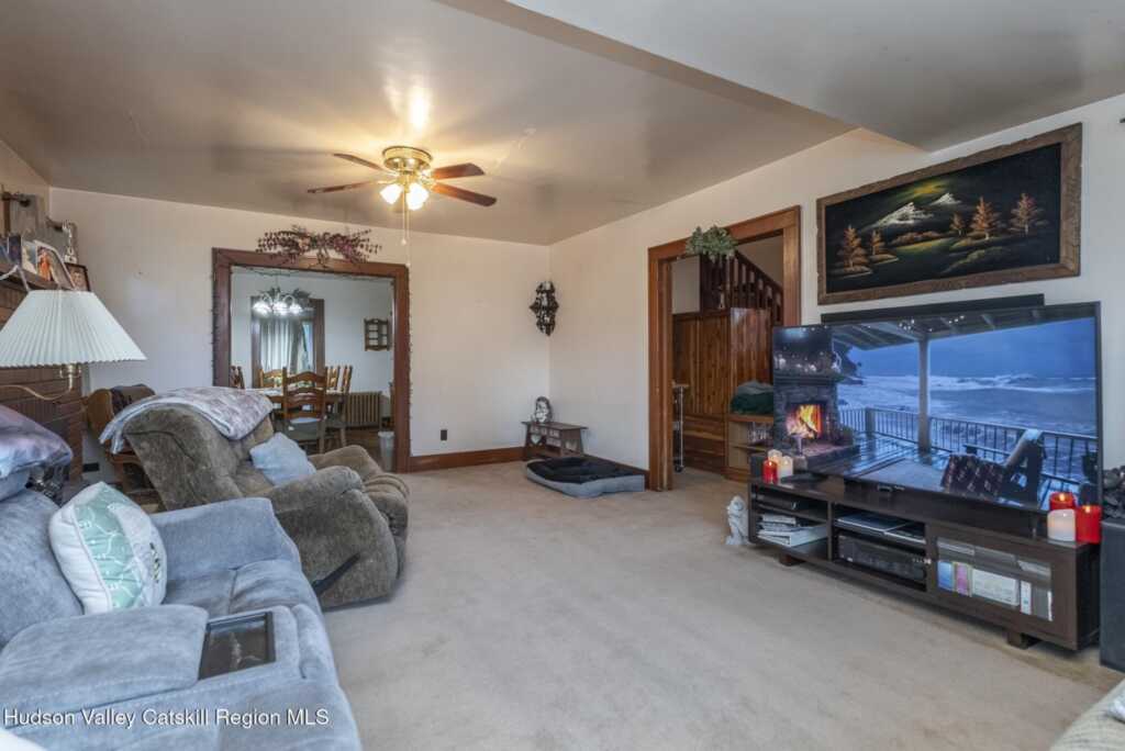49 Wrentham Street, Kingston, NY 12401 - Photo 8 of 32