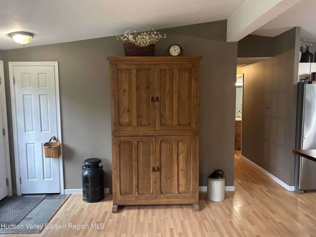 992 Old Post Road, New Paltz, NY 12561 - Photo 15 of 37