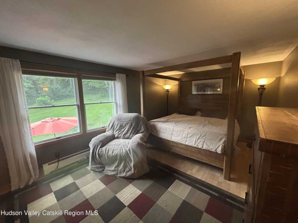 992 Old Post Road, New Paltz, NY 12561 - Photo 16 of 37