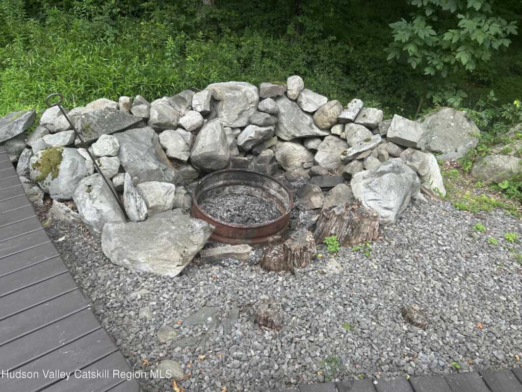 992 Old Post Road, New Paltz, NY 12561 - Photo 32 of 37