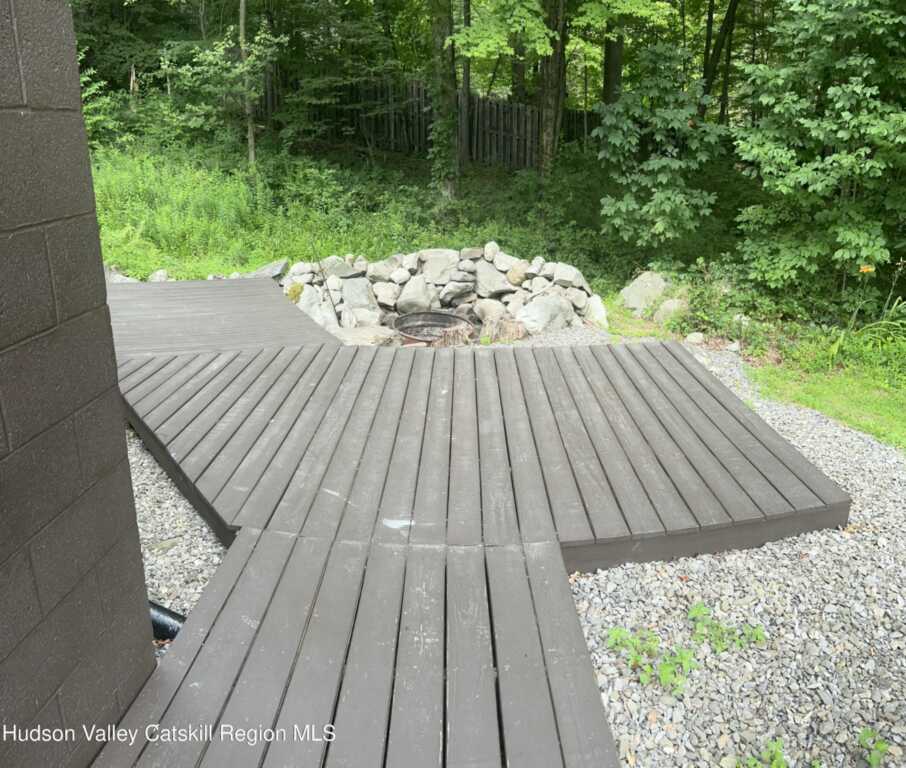 992 Old Post Road, New Paltz, NY 12561 - Photo 33 of 37