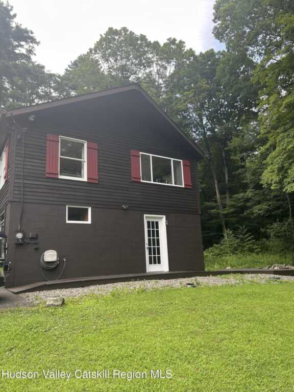 992 Old Post Road, New Paltz, NY 12561 - Photo 35 of 37