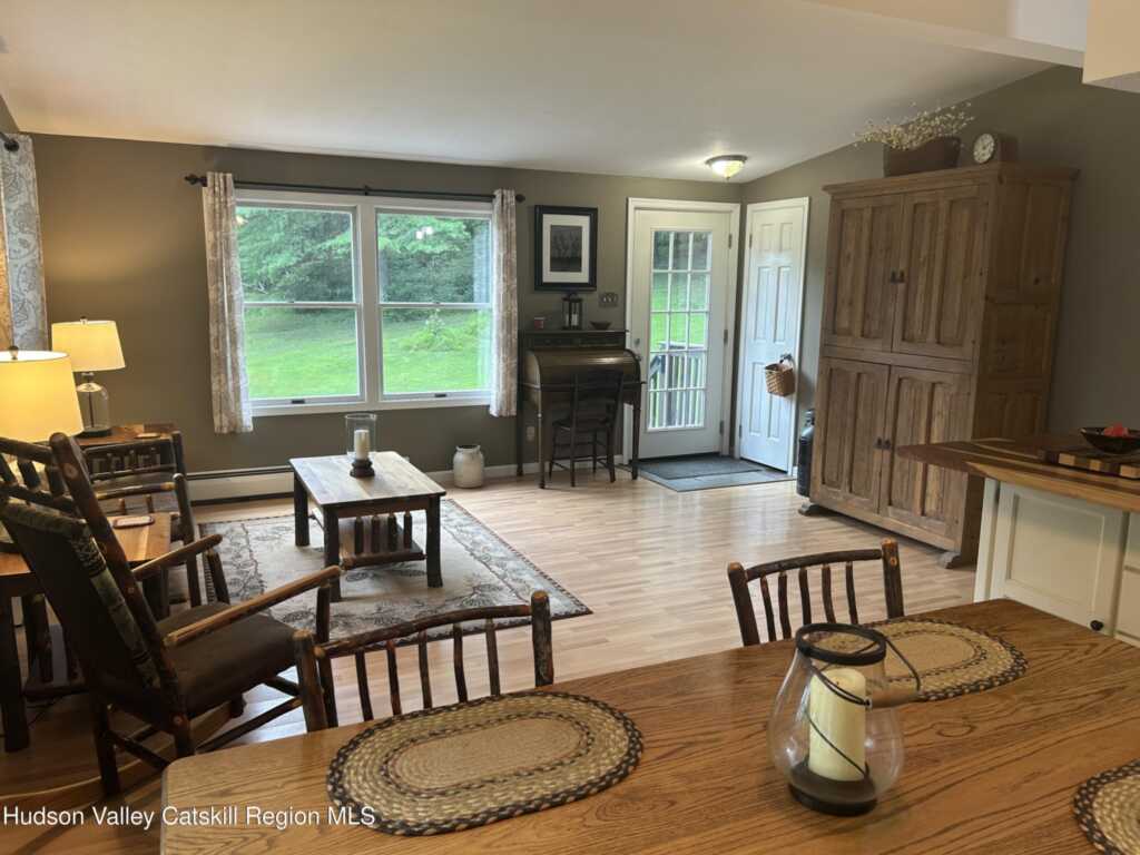 992 Old Post Road, New Paltz, NY 12561 - Photo 8 of 37