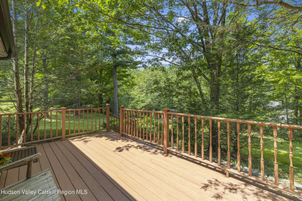 427 West Saugerties Road, Saugerties, NY 12477 - Photo 16 of 45
