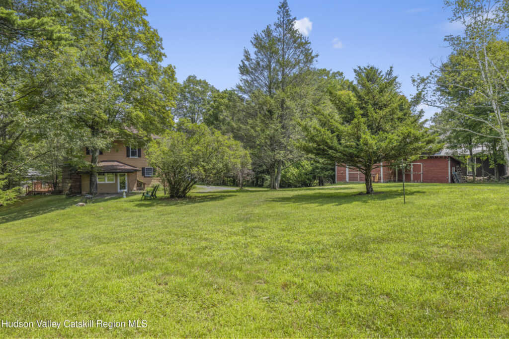 427 West Saugerties Road, Saugerties, NY 12477 - Photo 39 of 45