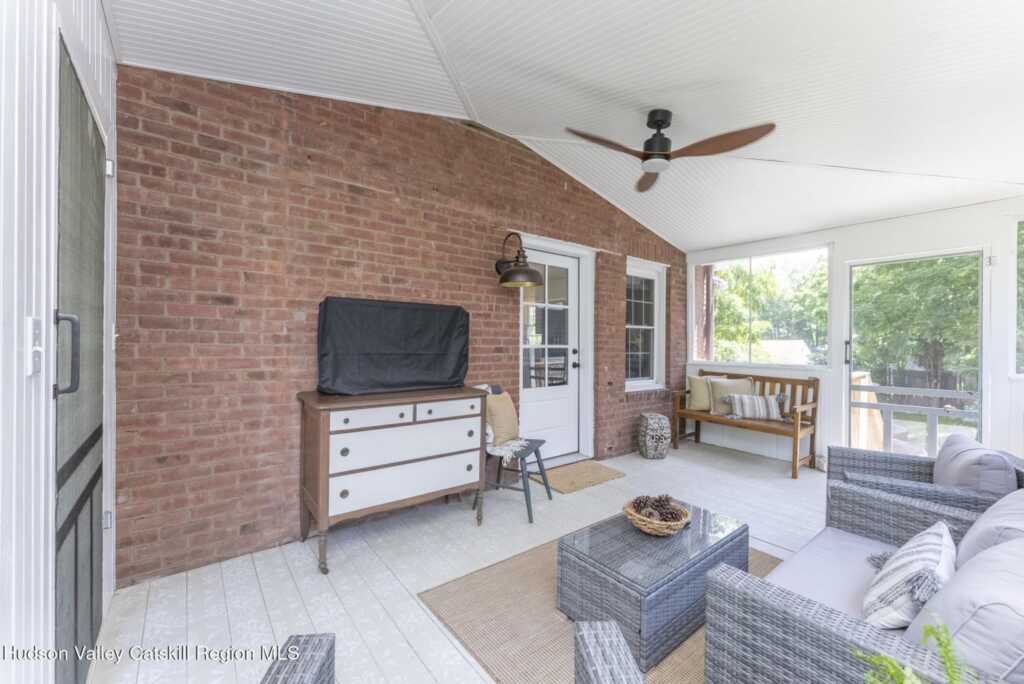 214 Lucas Avenue, Kingston, NY 12401 - Photo 30 of 43