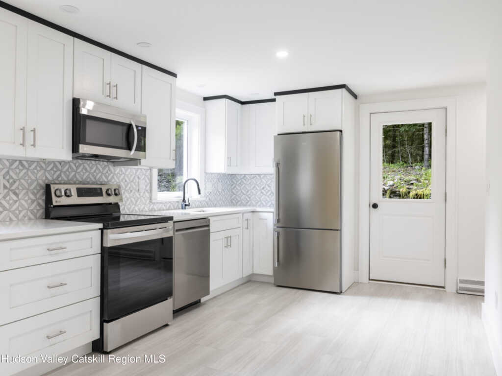 14 Goat Hill Road, Saugerties, NY 12477 - Photo 5 of 26