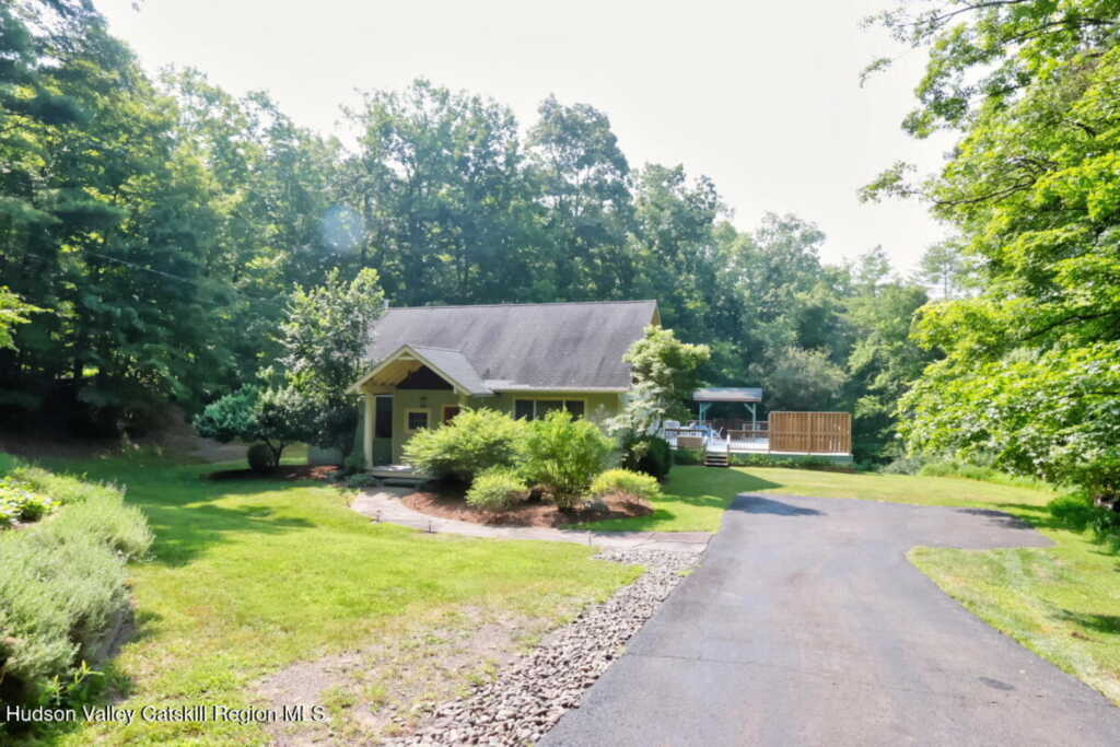 211 Johnson Hill Road, Kingston, NY 12401 - Photo 3 of 50