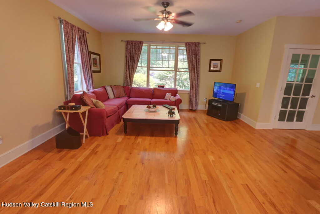 211 Johnson Hill Road, Kingston, NY 12401 - Photo 7 of 50