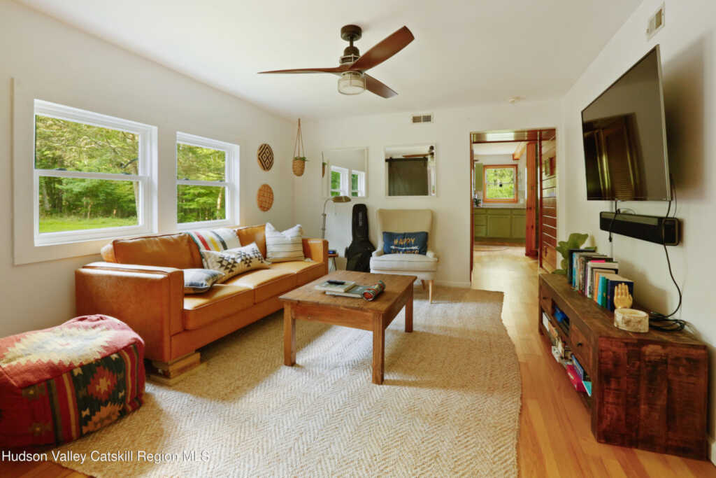 1338 Glasco Turnpike, Saugerties, NY 12477 - Photo 10 of 50