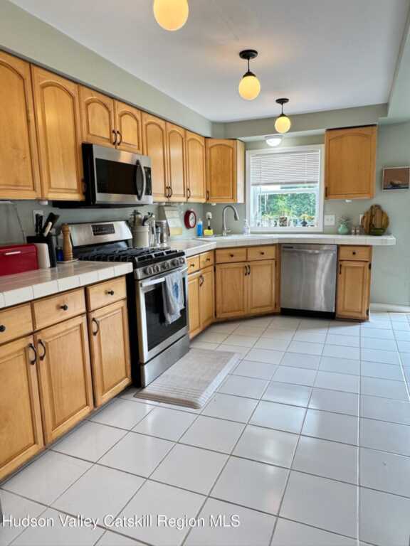 62 German Street, Kingston, NY 12401 - Photo 10 of 26