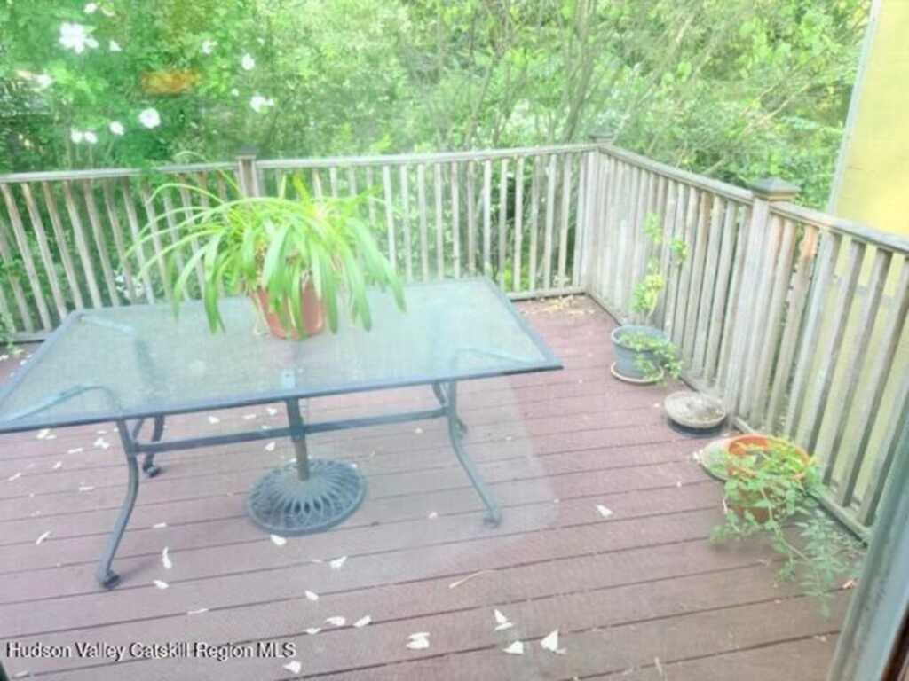 80 Marys Avenue, Kingston, NY 12401 - Photo 22 of 27