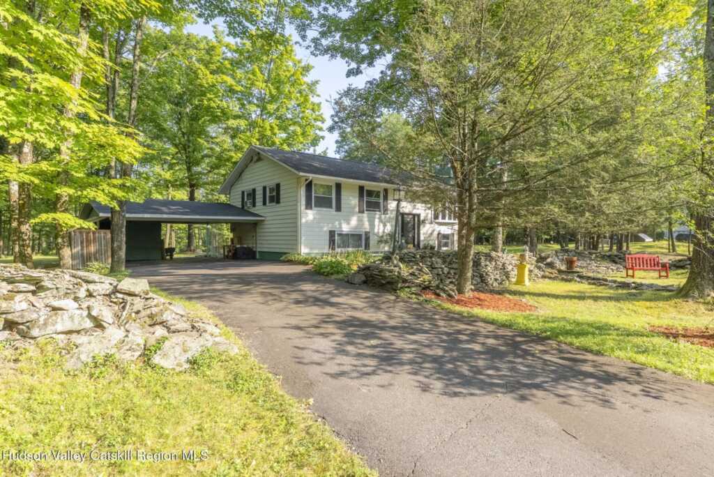 12 Arnold Drive, Woodstock, NY 12498 - Photo 5 of 50