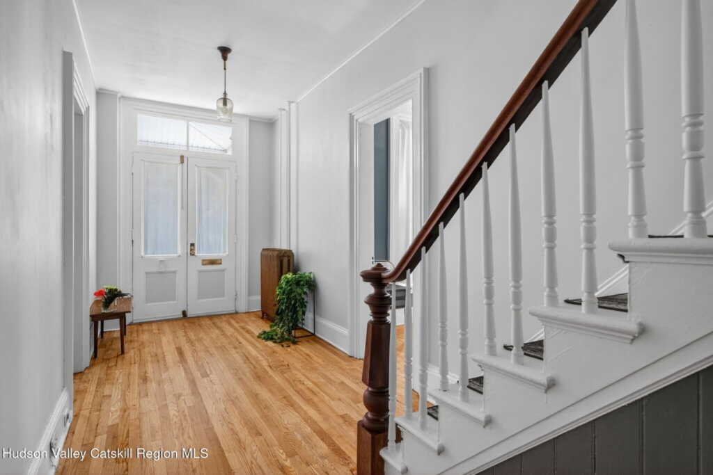 35 O'Reilly Street, Kingston, NY 12401 - Photo 4 of 27