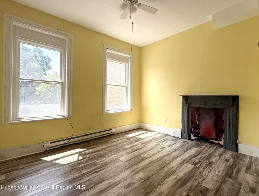 110 Partition Street Street, Unit #3, Saugerties, NY 12477 - Photo 2 of 8