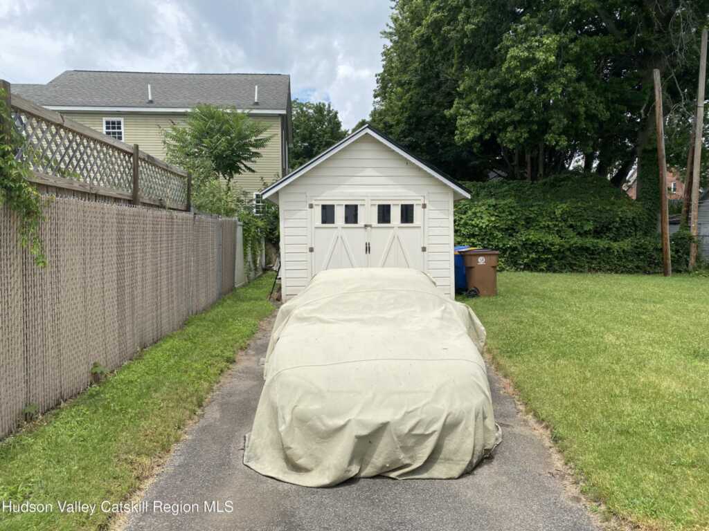 57 Downs Street, Kingston, NY 12401 - Photo 3 of 31