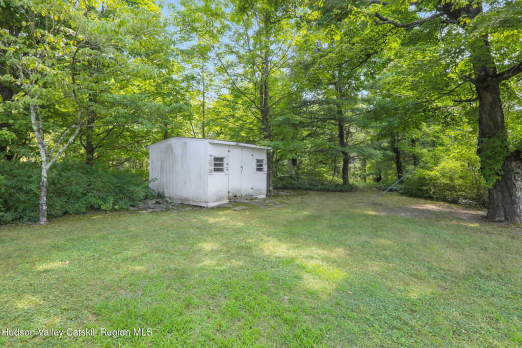 123 Railroad Avenue, Saugerties, NY 12477 - Photo 18 of 21