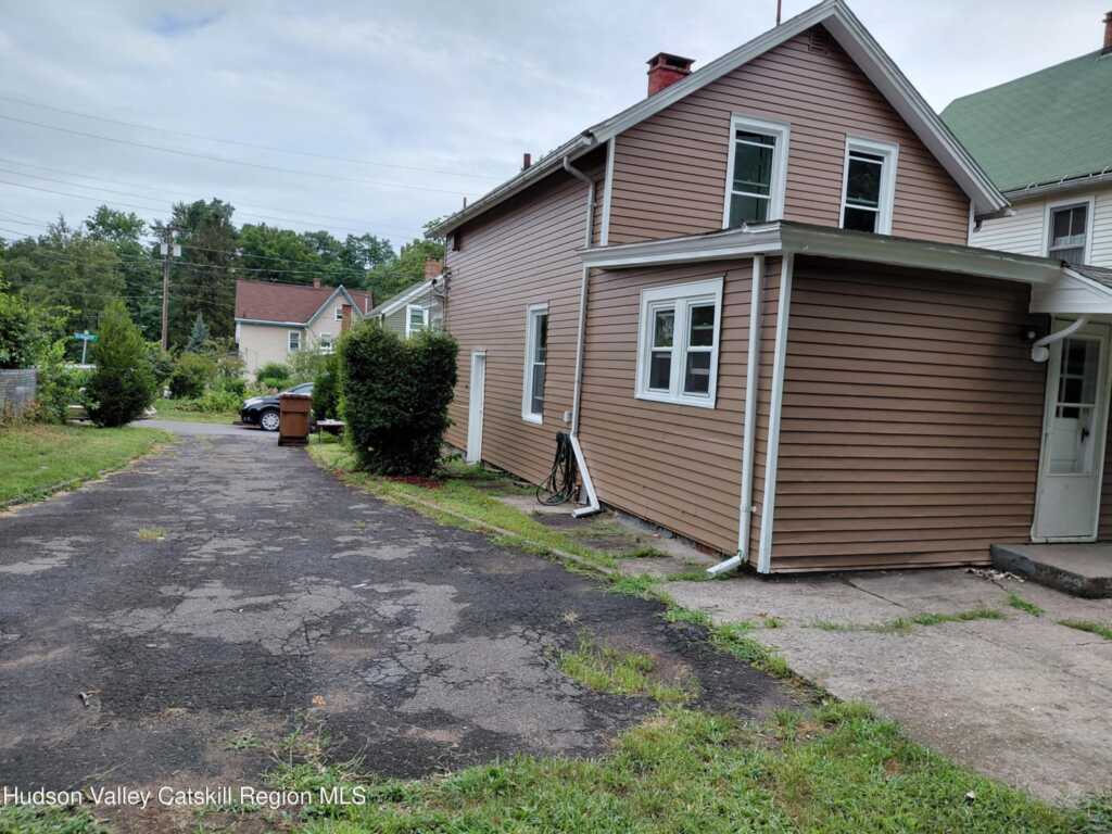 22 Summer Street, Kingston, NY 12401 - Photo 15 of 16