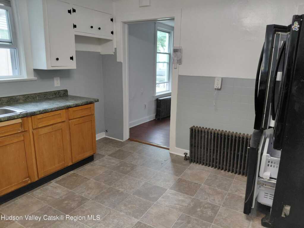 22 Summer Street, Kingston, NY 12401 - Photo 8 of 16