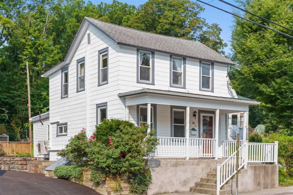 14 Oak Street, Rhinebeck, NY 12572