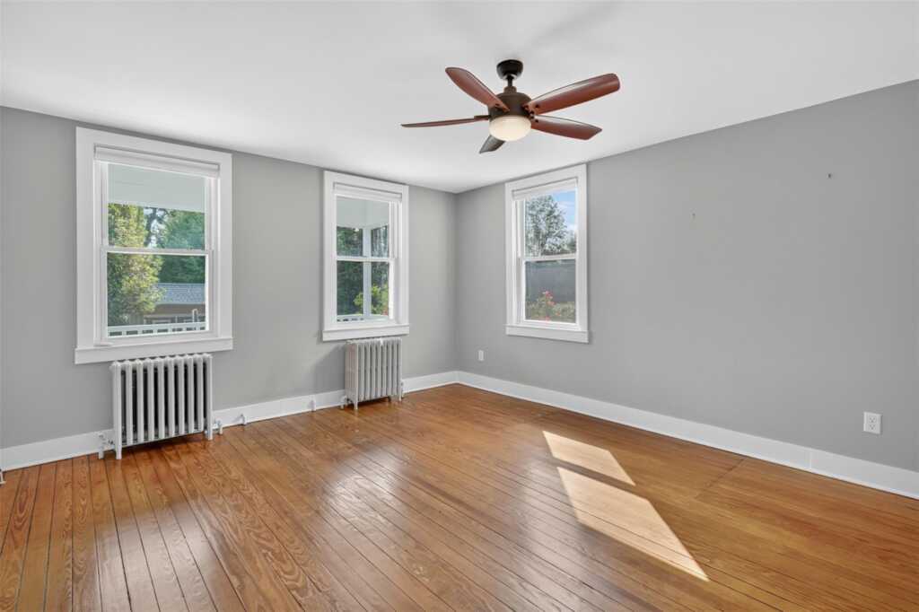 14 Oak Street, Rhinebeck, NY 12572 - Photo 3 of 22