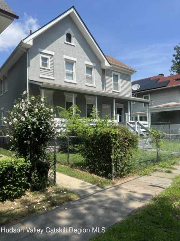 36 Prince Street, Kingston, NY 12401 - Photo 2 of 26