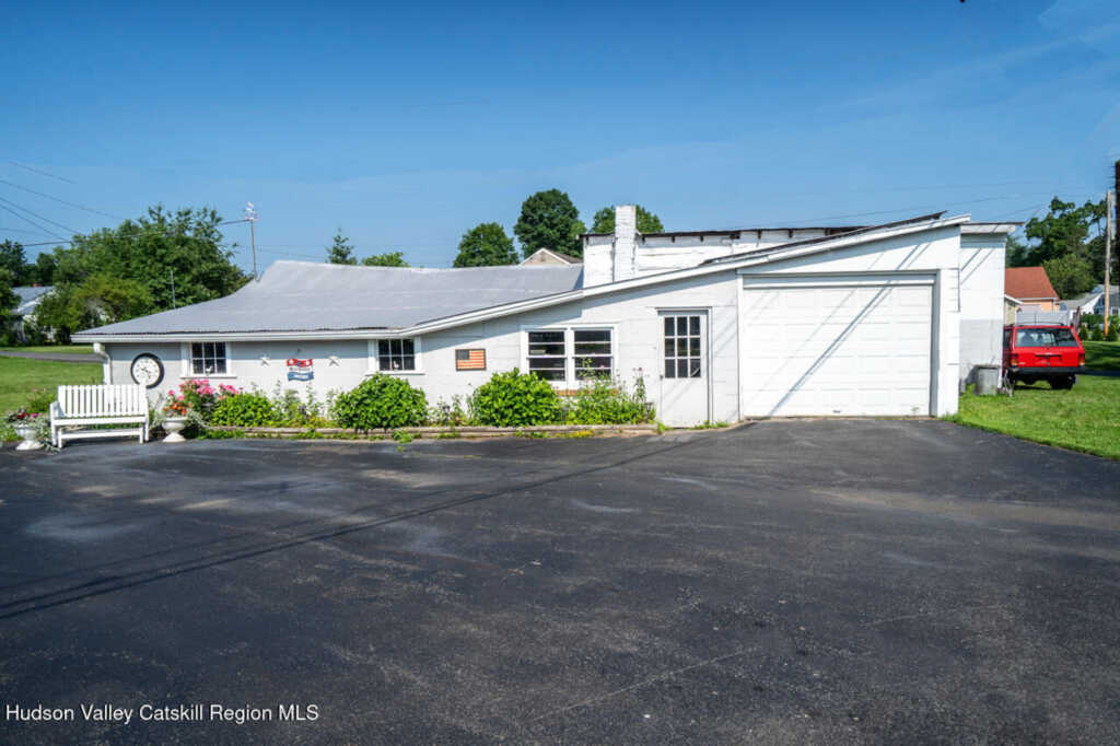 101 Hinsdale Street, Kingston, NY 12401 - Photo 4 of 31