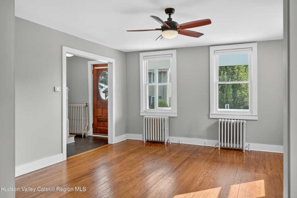 14 Oak Street, Rhinebeck, NY 12572 - Photo 2 of 22