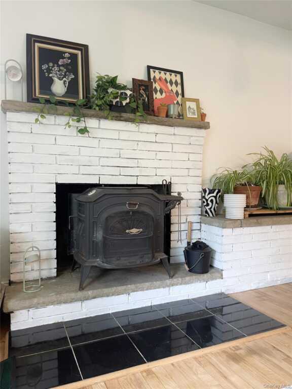 5 Violet Place, Woodstock, NY 12498 - Photo 6 of 24