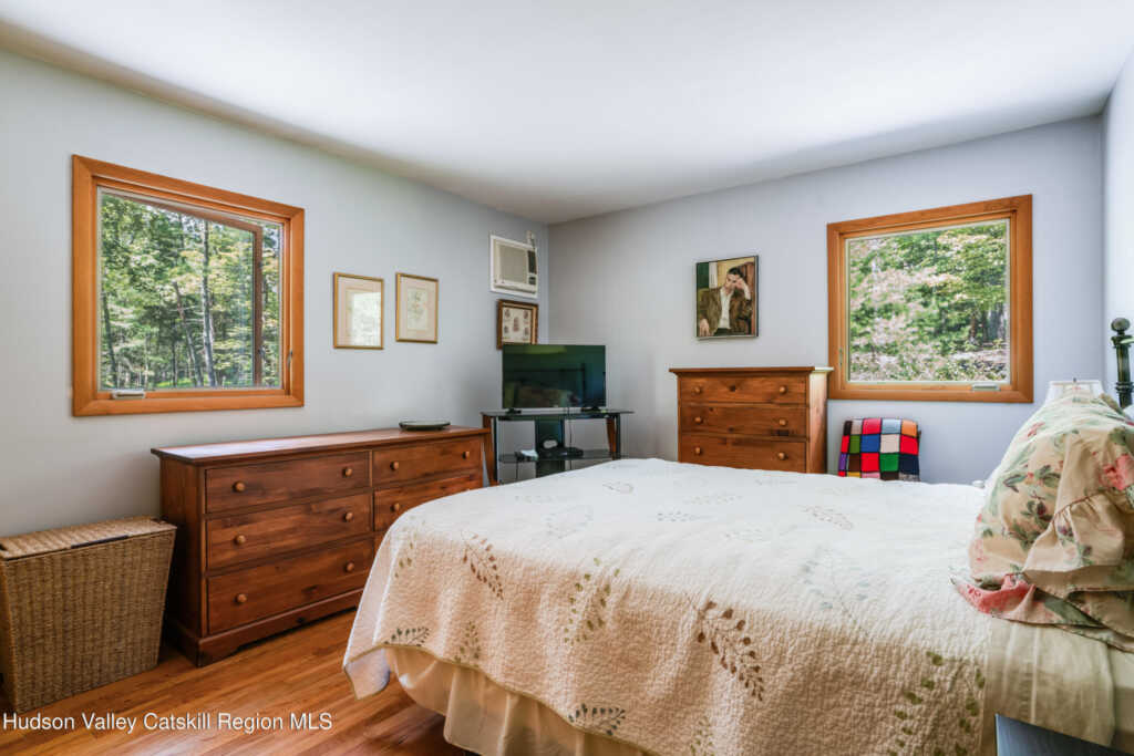 424 John Joy Road, Woodstock, NY 12498 - Photo 10 of 23
