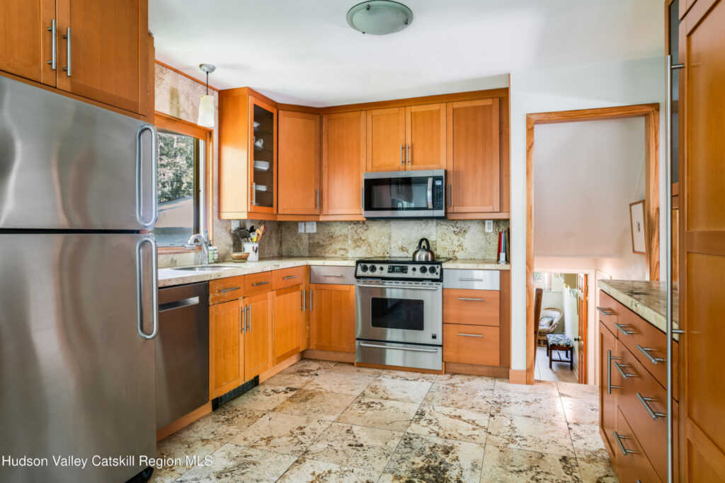 424 John Joy Road, Woodstock, NY 12498 - Photo 9 of 23