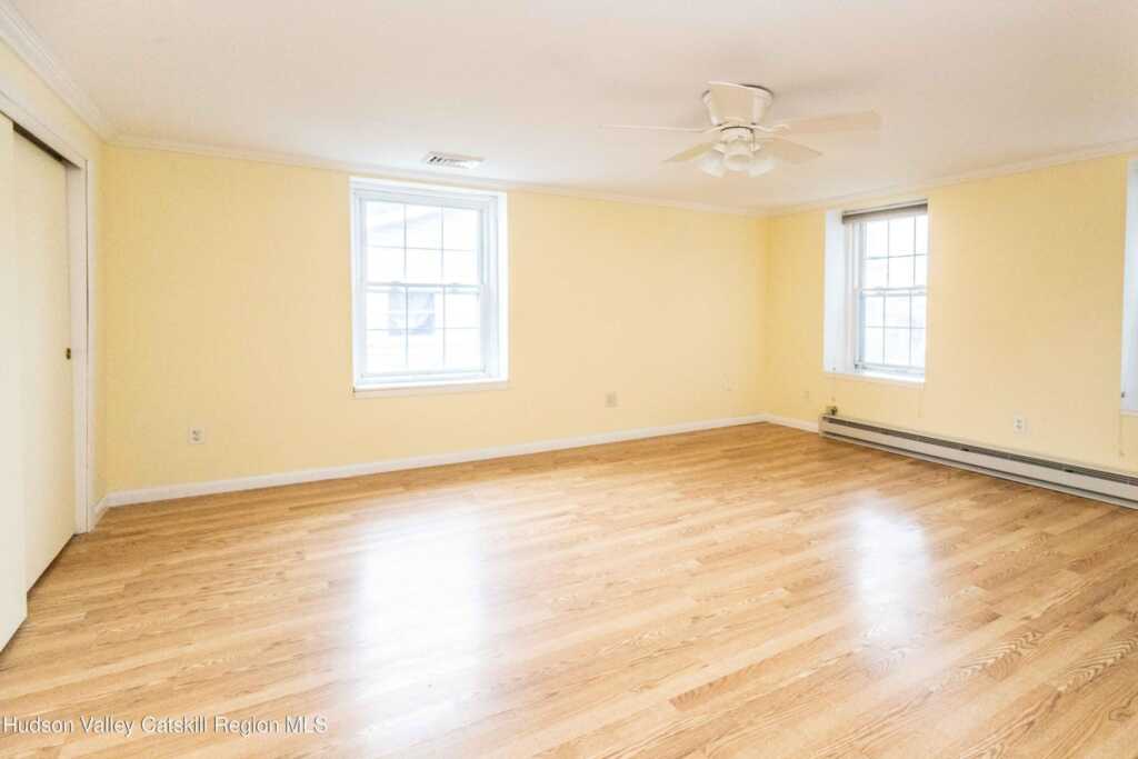 26 Elizabeth Street Street, Saugerties, NY 12477 - Photo 12 of 44