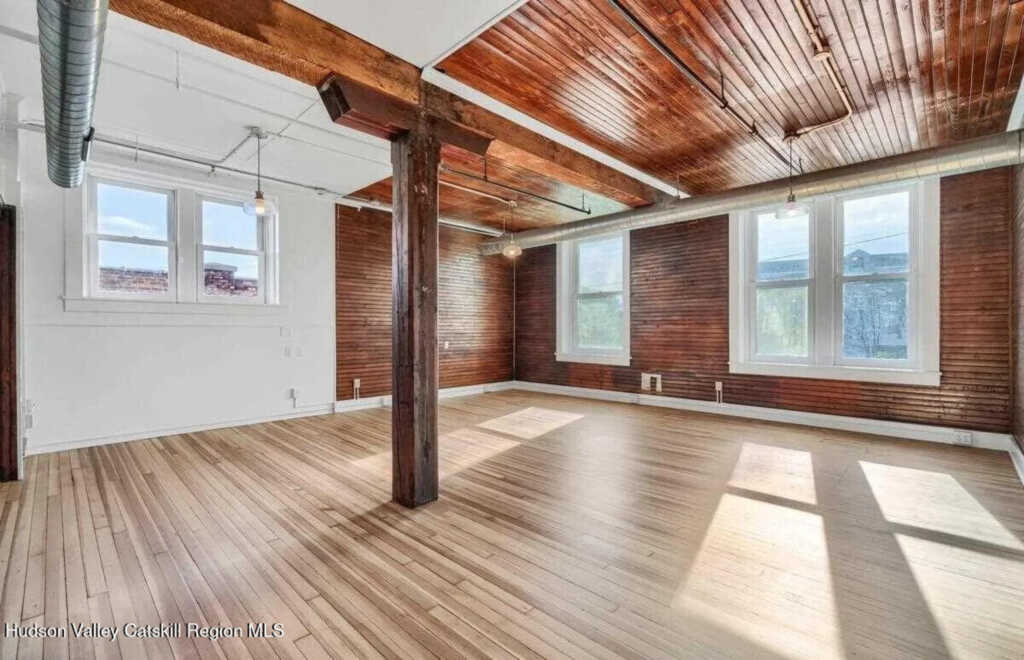15 Railroad Avenue, Unit #2a, Kingston, NY 12401
