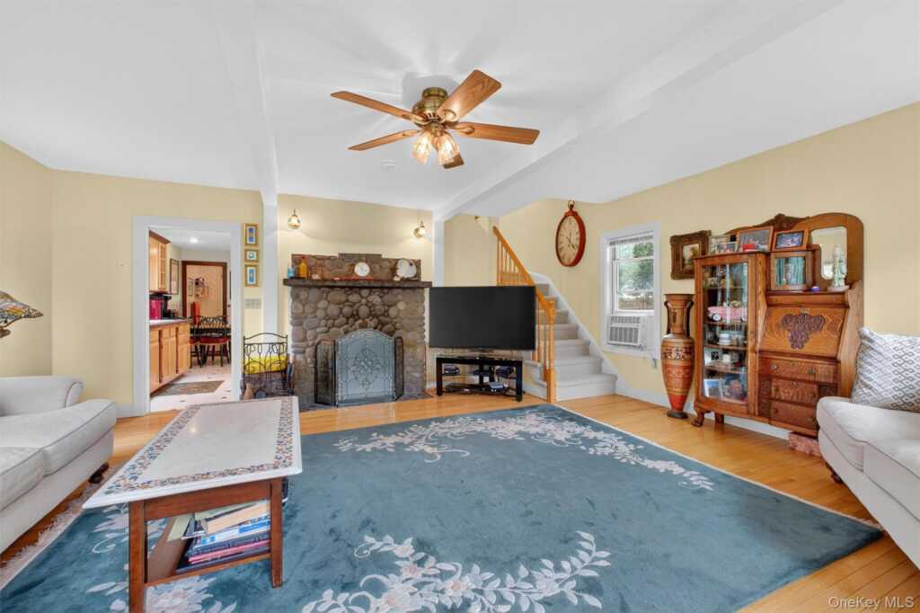 201 Esopus Creek Road, Saugerties, NY 12477 - Photo 18 of 50
