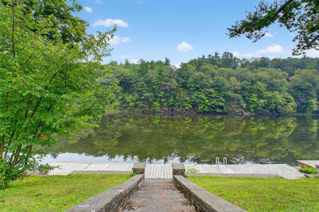 201 Esopus Creek Road, Saugerties, NY 12477 - Photo 32 of 50